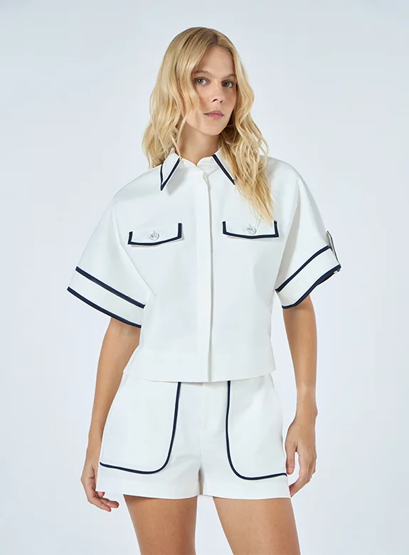 Blusas e Camisas
