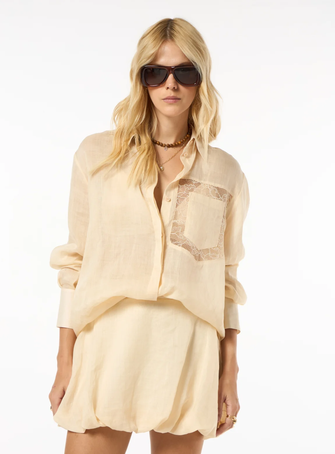 Blusas e Camisas