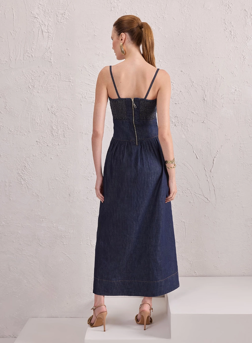 Vestido Jeans Evasê