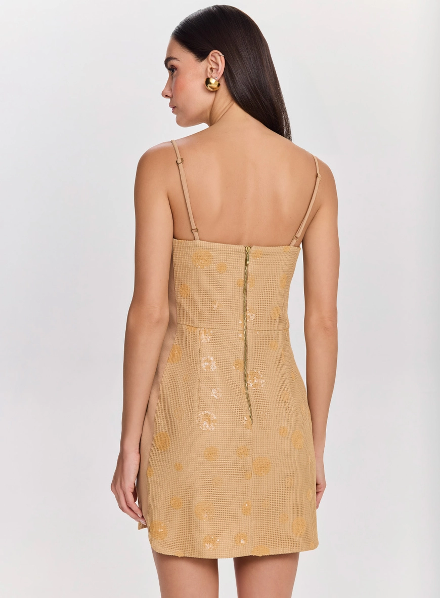 Vestido Curto Tela Bordada Paetês