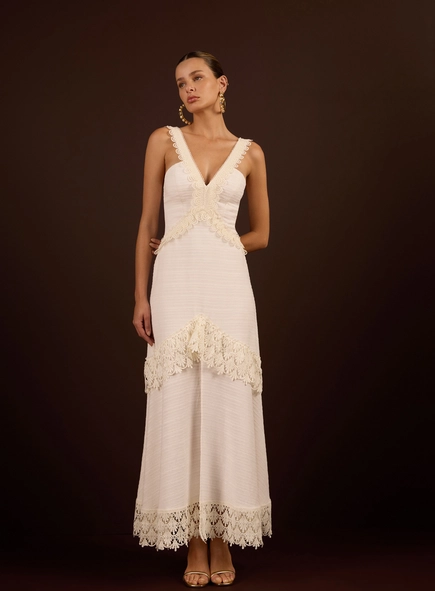 Vestido Midi Aplicações De Renda