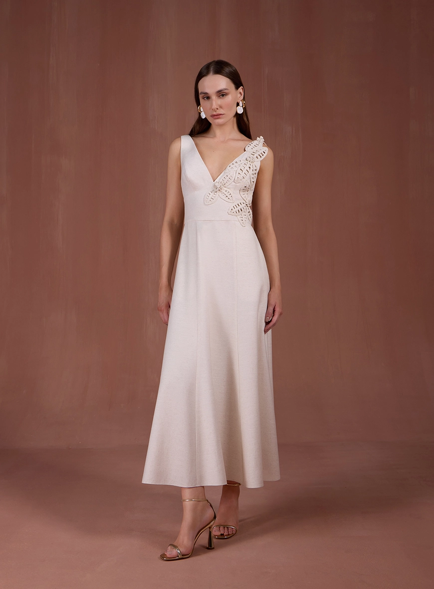 Vestido Midi Com Aplicação Flores