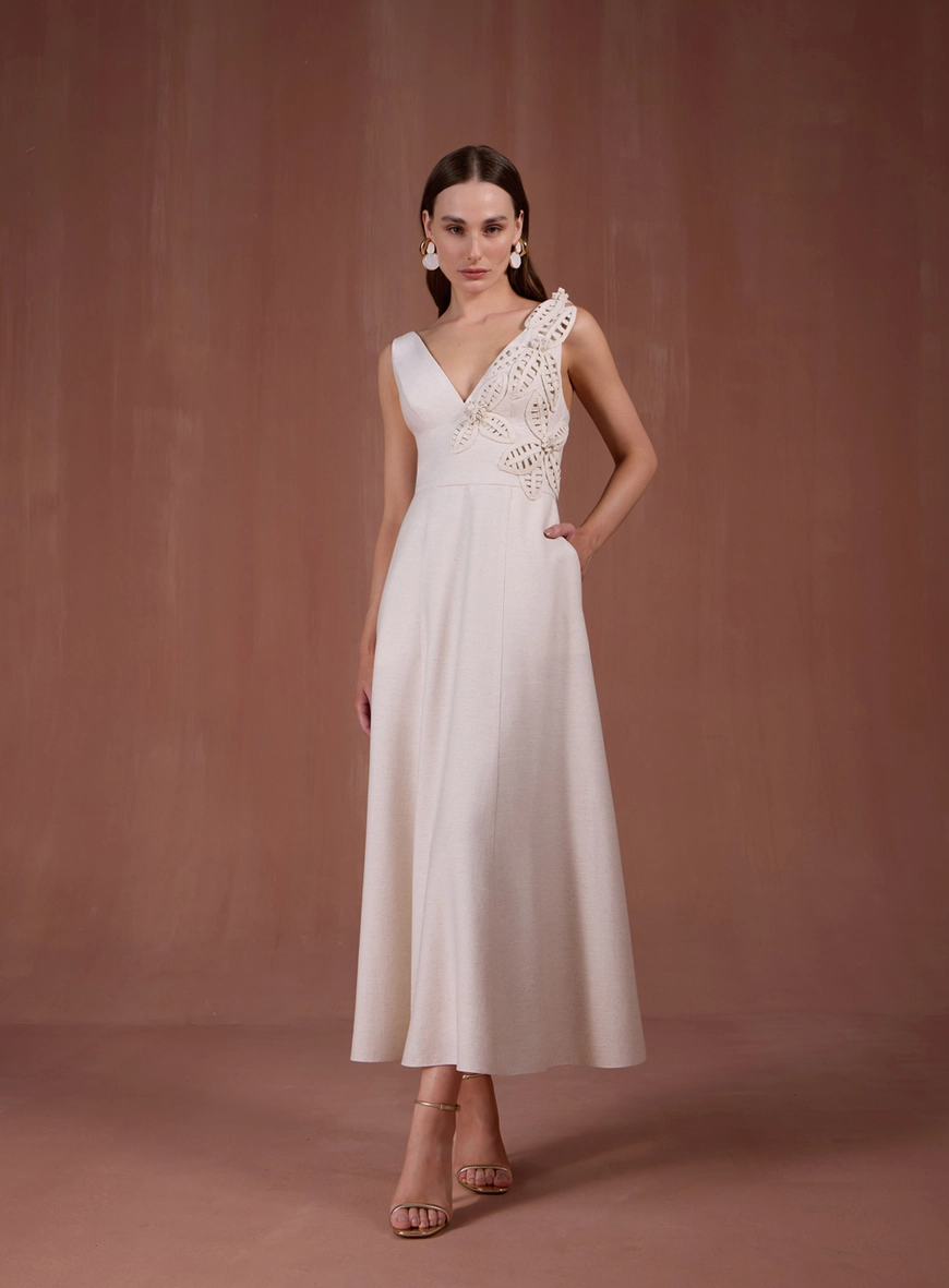 Vestido Midi Com Aplicação Flores