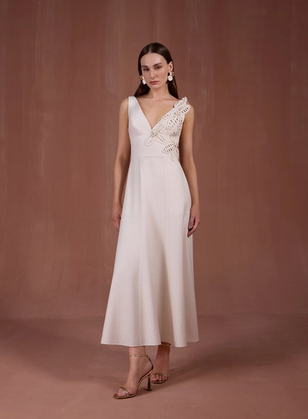 Vestido Midi Com Aplicação Flores