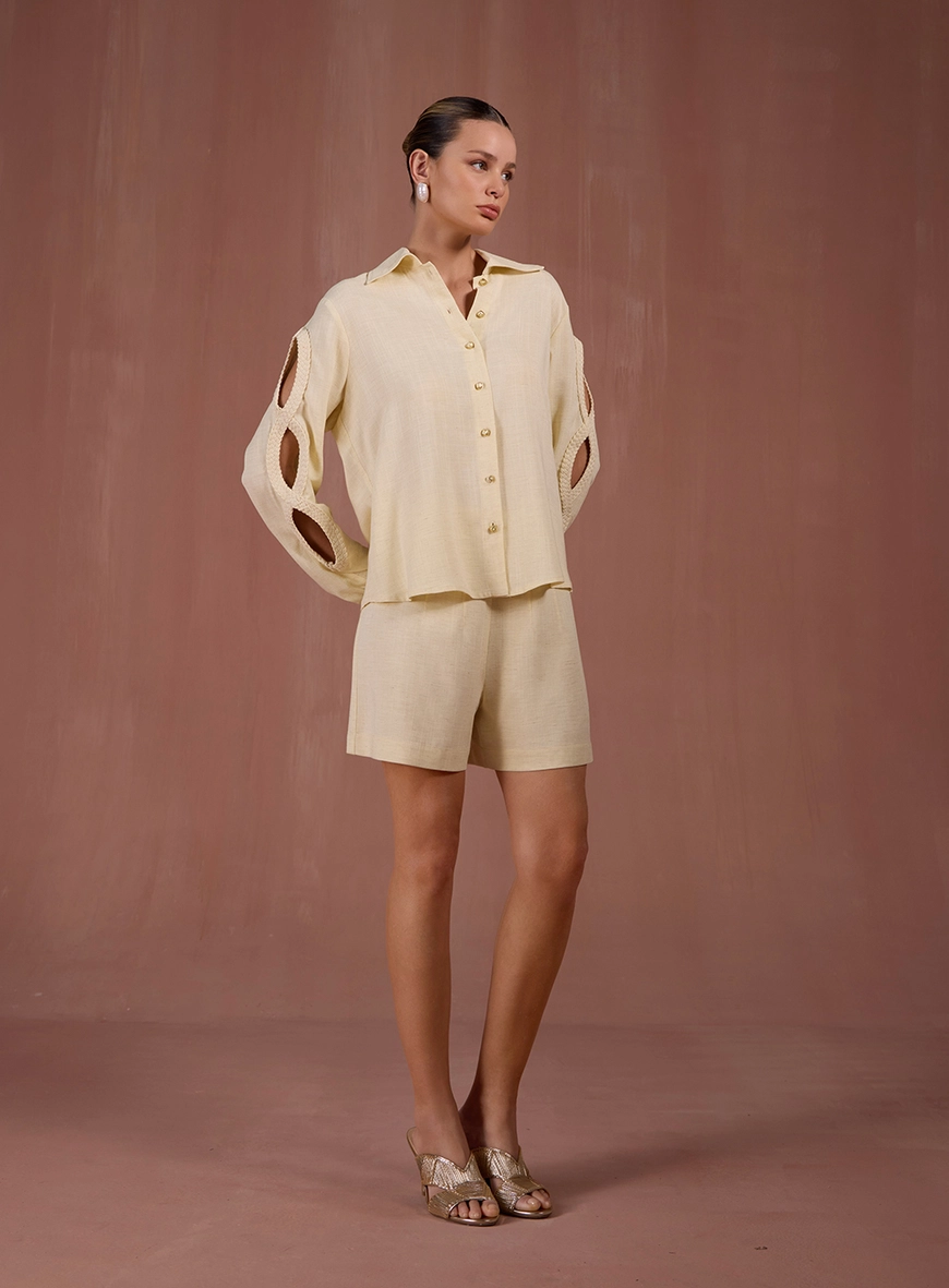 Conjunto Camisa Cut Out E Shorts