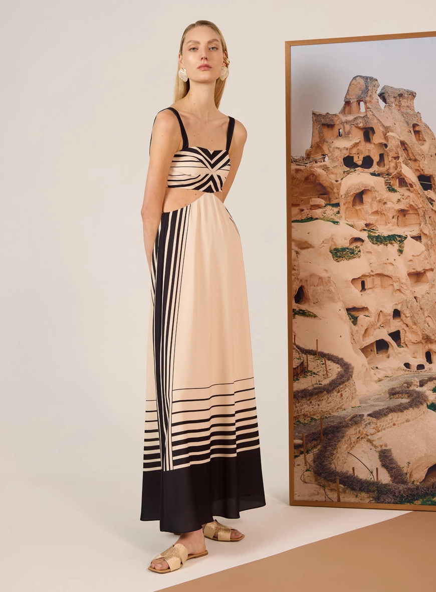 Vestido Longo Vazado Estampa Stripe
