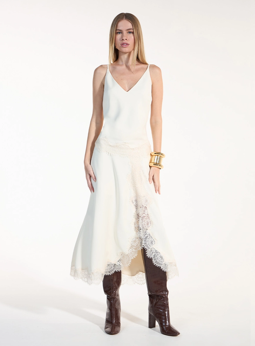 Conjunto Crepe Blusa E Saia - Bege