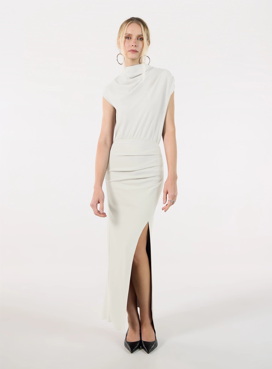 Vestido Midi Degagê Essence