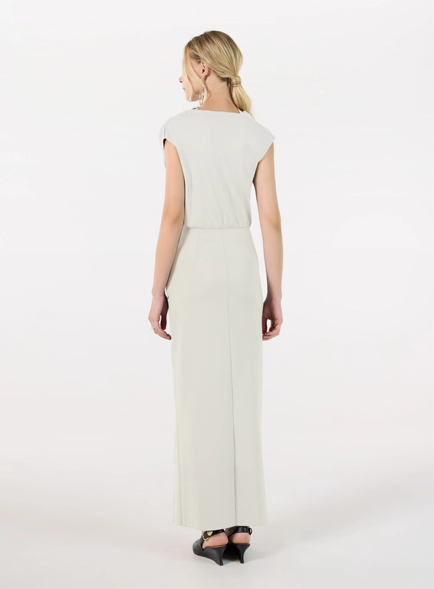 Vestido Midi Degagê Essence