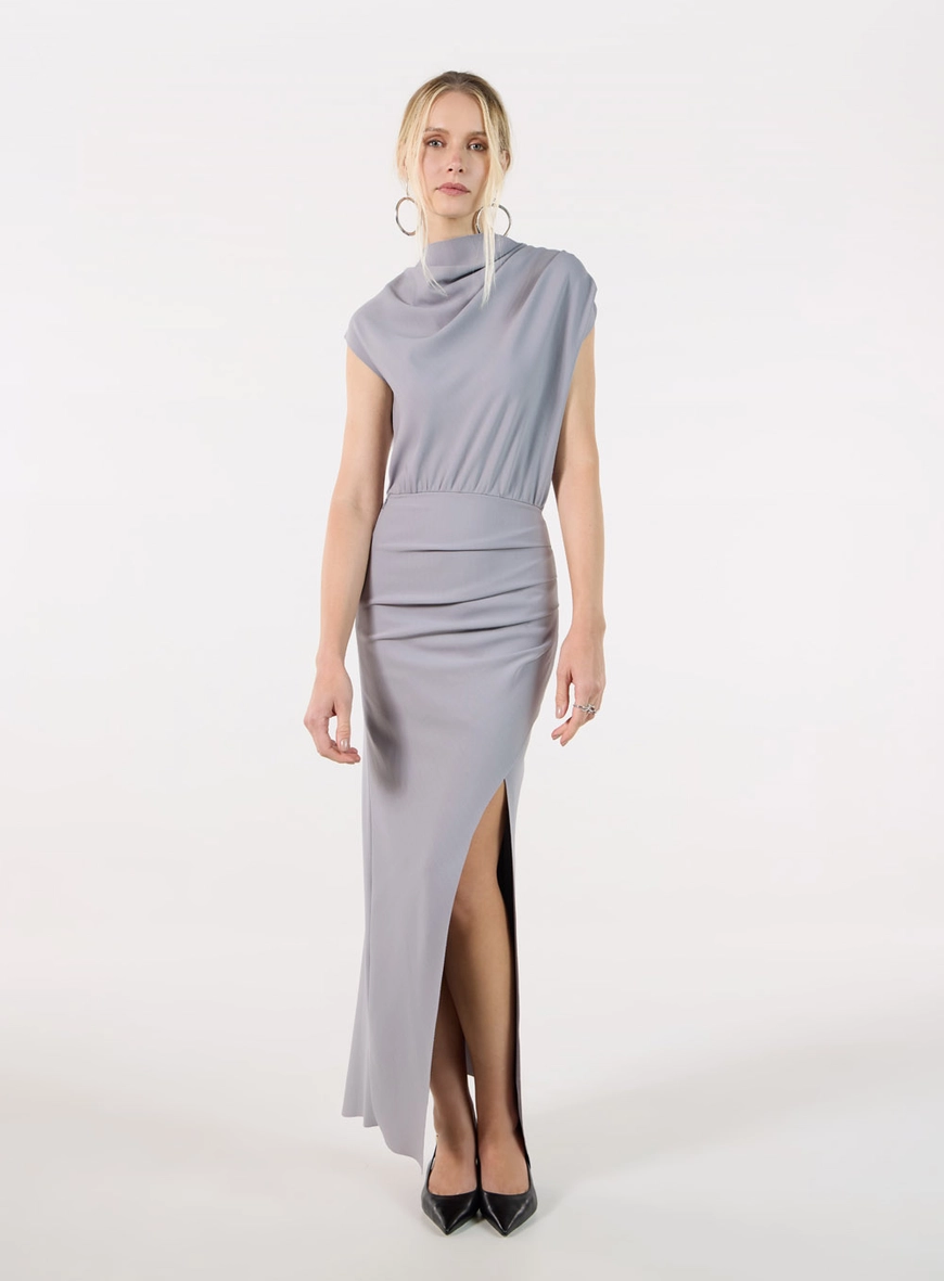Vestido Midi Degagê Essence