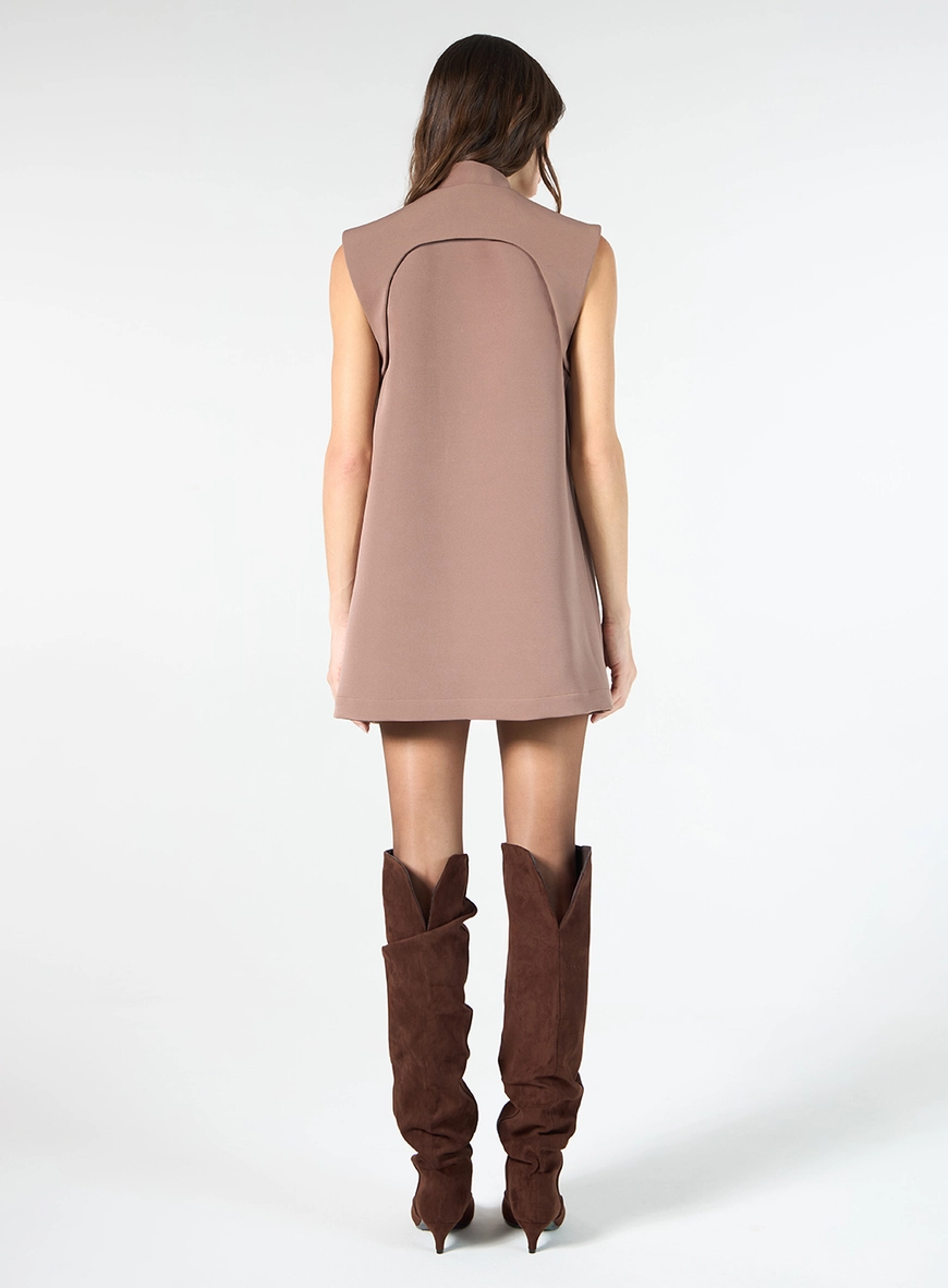 Conjunto Colete E Short - Marrom