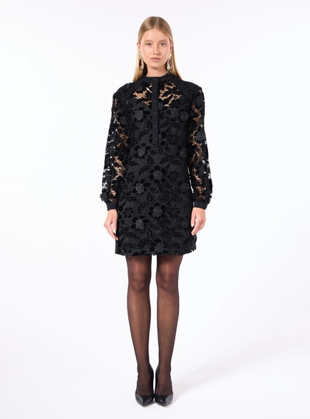 Vestido Curto Renda Flores - Preto