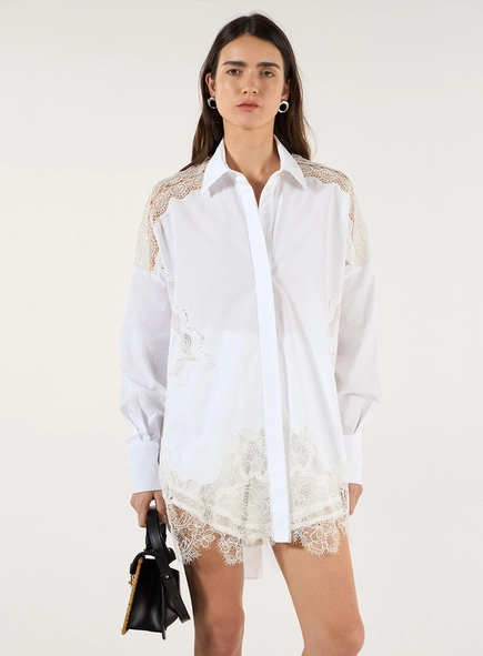 Camisa Over Detalhe Renda - Off White