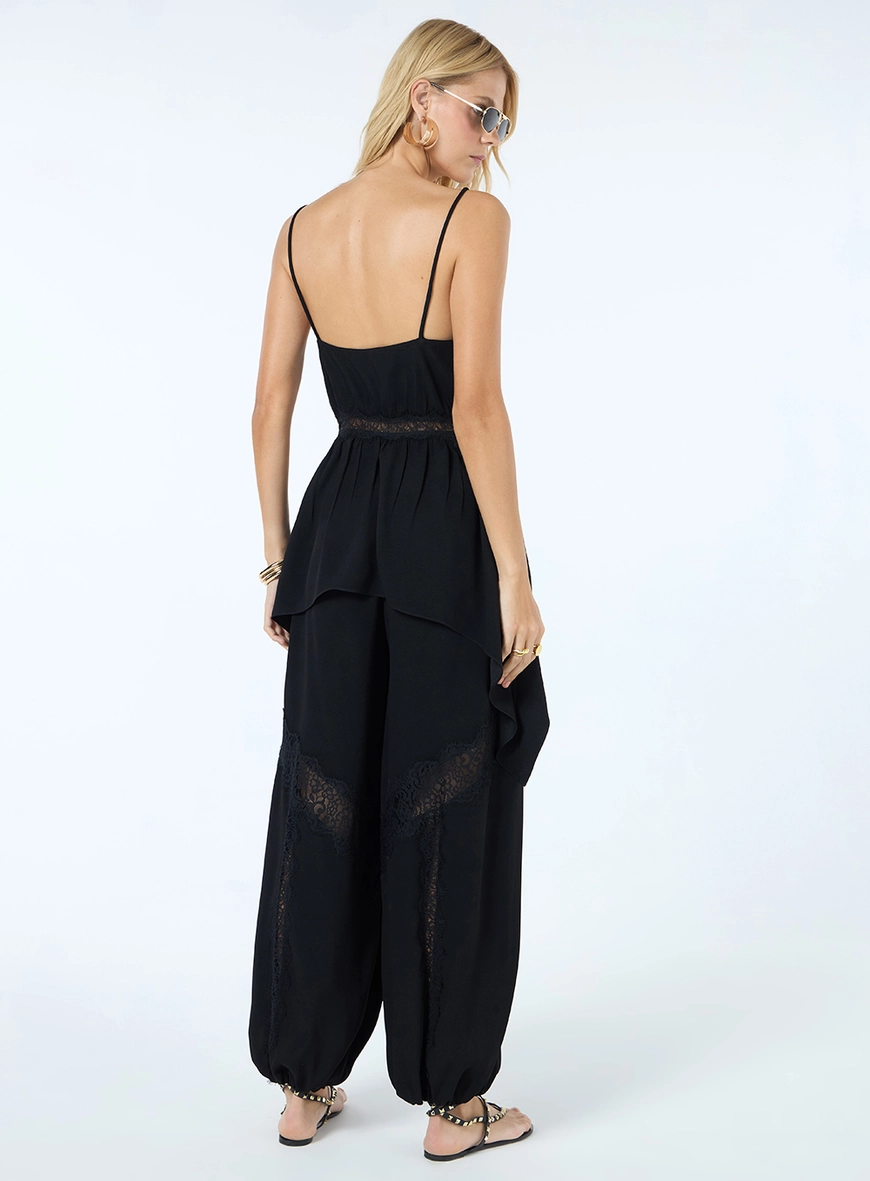 Blusa Crepe Pontas Assimétricas - Preto
