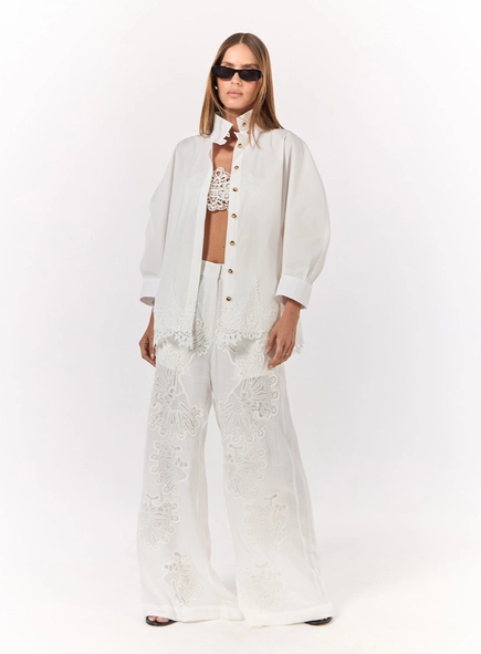 Calça Wide Leg Aplicação Renda - Off Shell