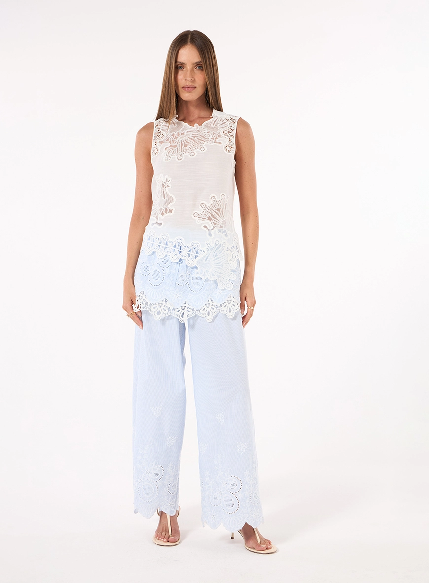 Calça Reta Bordado Richelieu - Azul