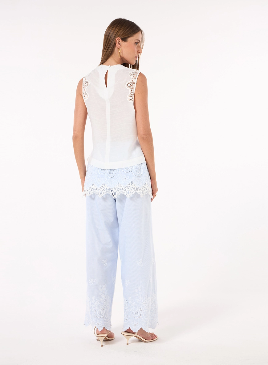 Calça Reta Bordado Richelieu - Azul