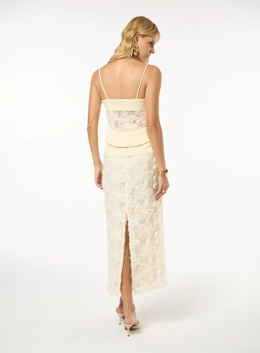 Conjunto Renda Crochet 3d Blusa E Saia - Bege