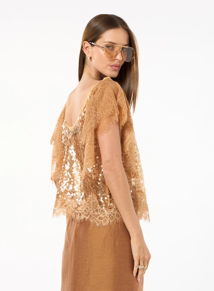 Blusa Paetê Detalhe Renda - Amêndoa